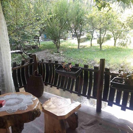 Sljivik Guest House Ni Eksteriør bilde