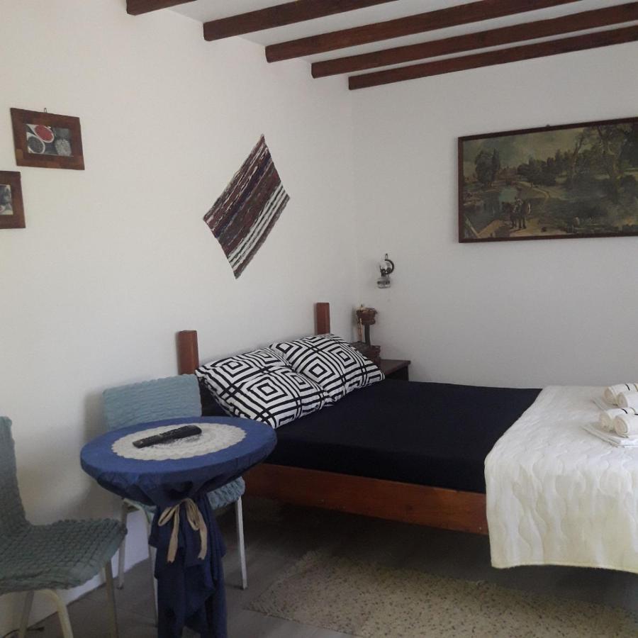 Sljivik Guest House Ni Eksteriør bilde